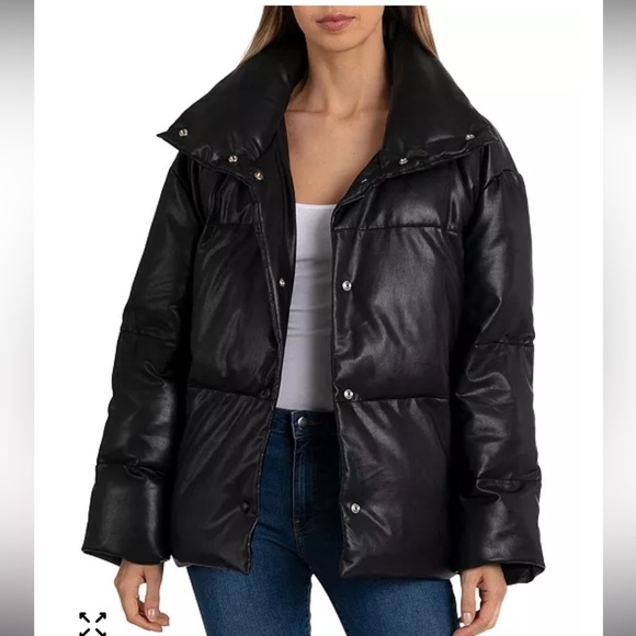Avec Les Filles Jackets & Blazers - Avec Les Filles Faux-Leather Puffer Coat size medium EUC